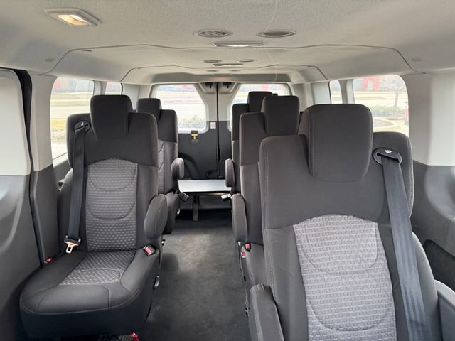 Used 2023 Ford Transit 350 XLT RWD image 9