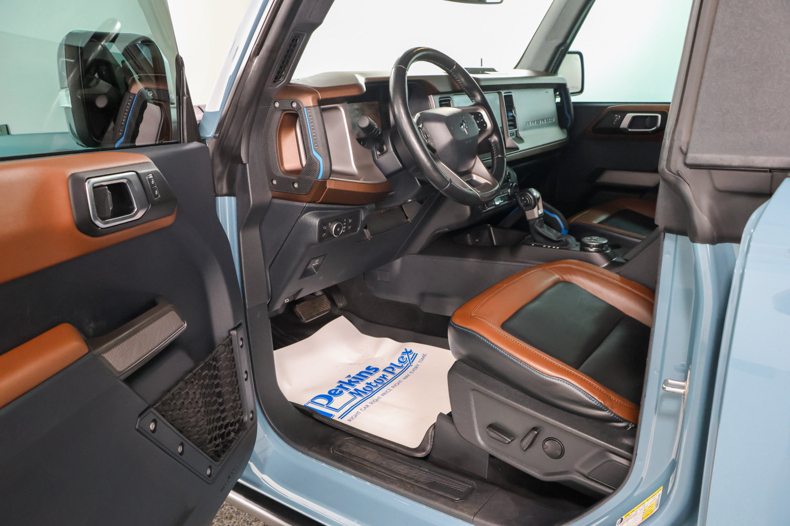 Used 2021 Ford Bronco Outer Banks AWD/4WD image 4