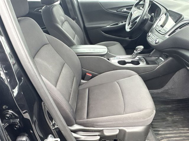 Used 2023 Chevrolet Malibu LT w/ Redline Edition image 26