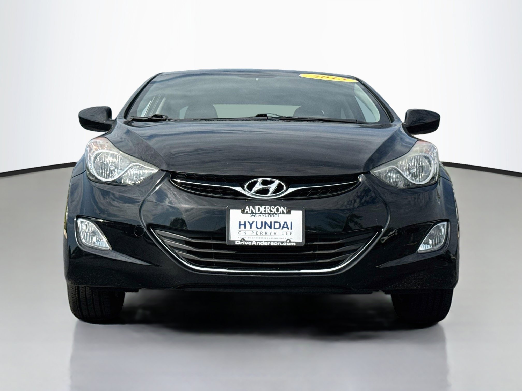 Used 2013 Hyundai Elantra GLS w/ Preferred Pkg FWD image 2