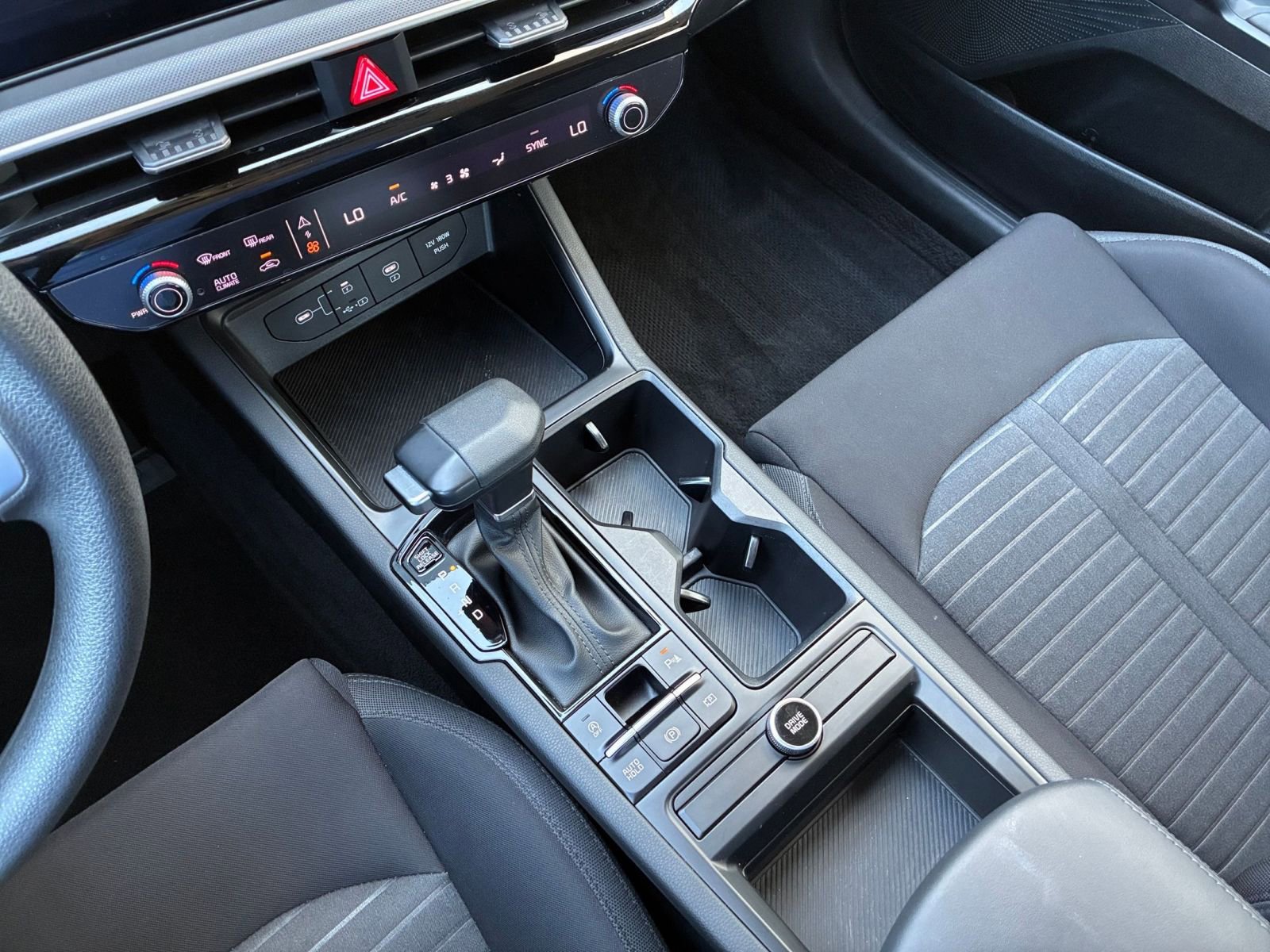 Used 2025 Kia K5 LXS image 40