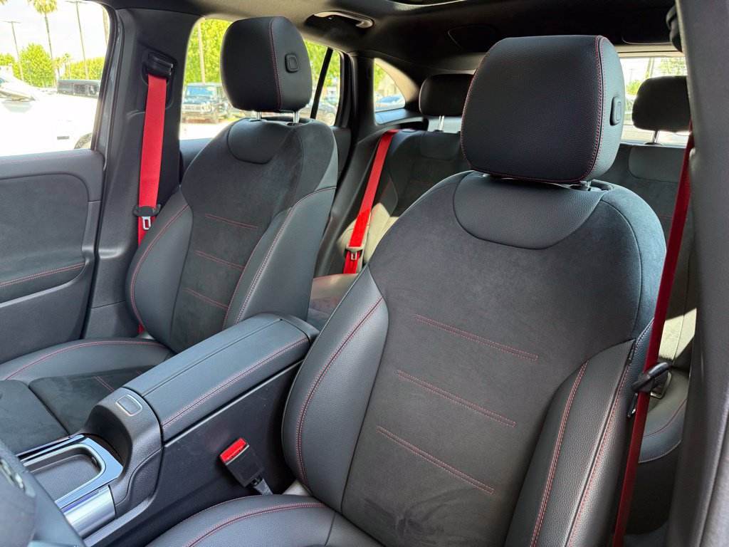 Certified 2026 Mercedes-Benz GLA 35 AMG 4MATIC image 10