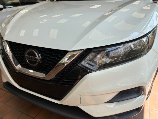 Used 2022 Nissan Rogue Sport S FWD image 9