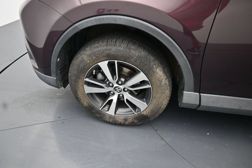 Used 2016 Toyota RAV4 XLE FWD image 16