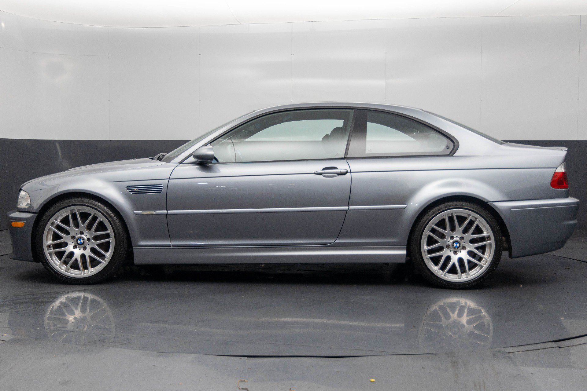 Used 2003 BMW M3 Coupe RWD image 2