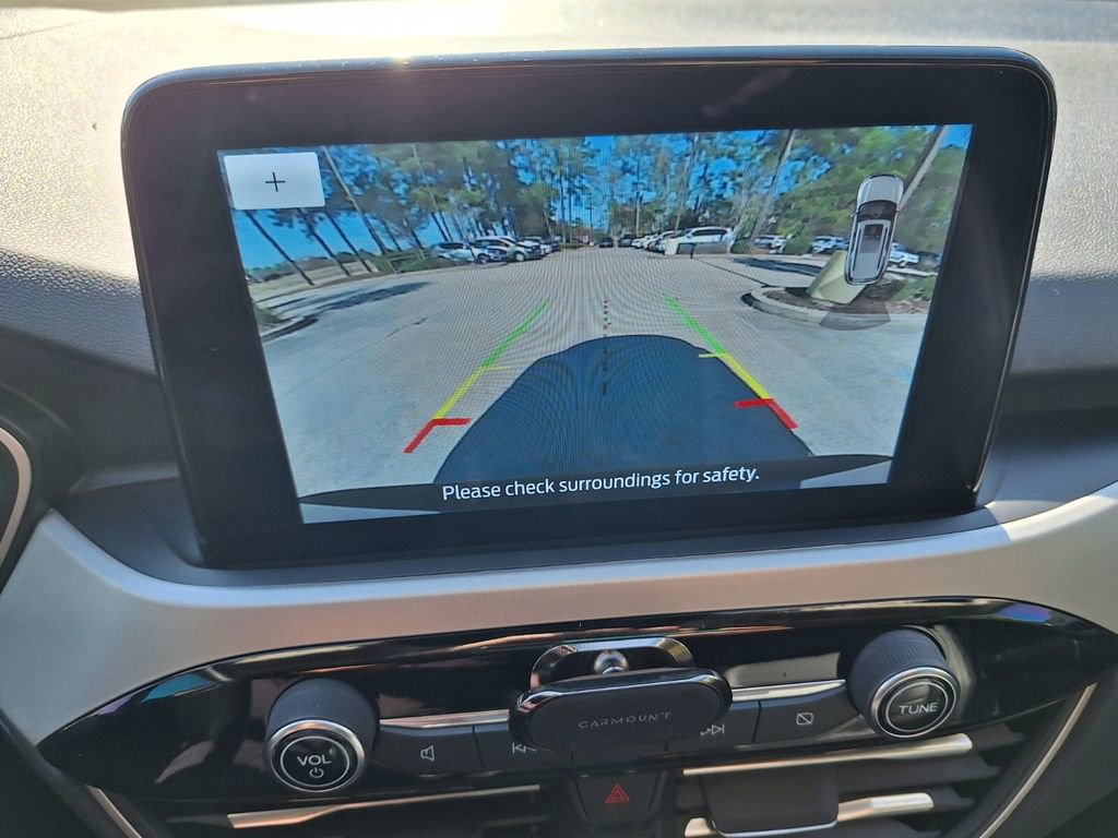 Used 2020 Ford Escape SEL image 16