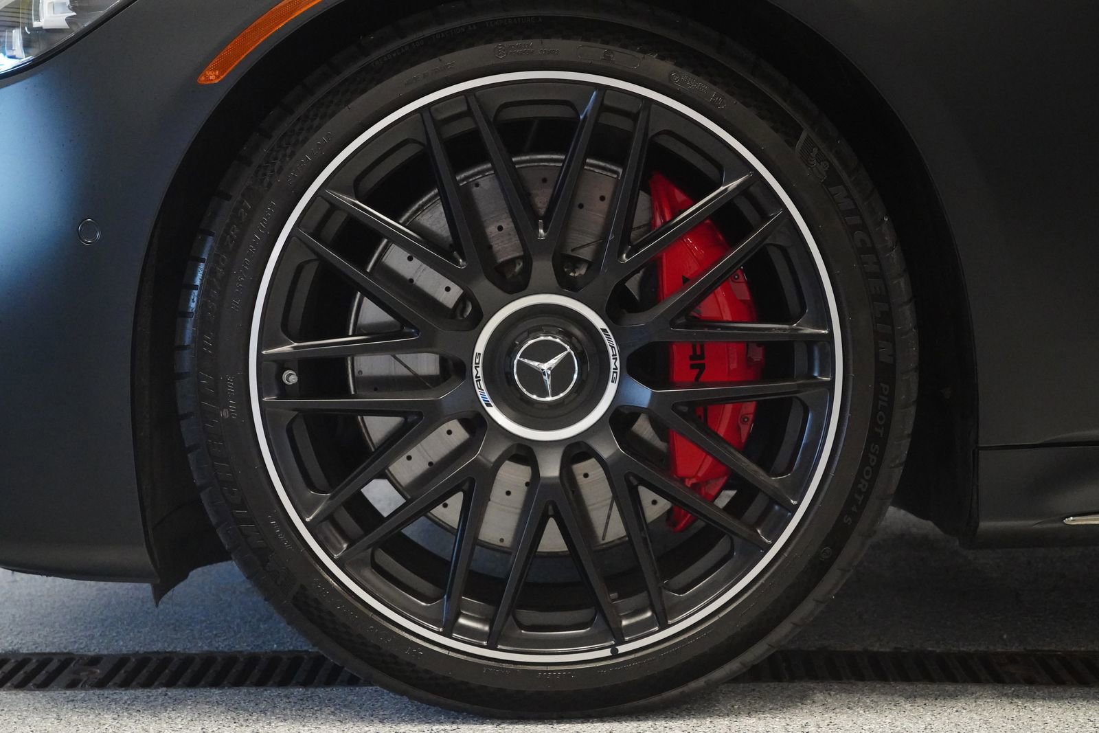 Certified 2025 Mercedes-Benz S 63 AMG S image 9