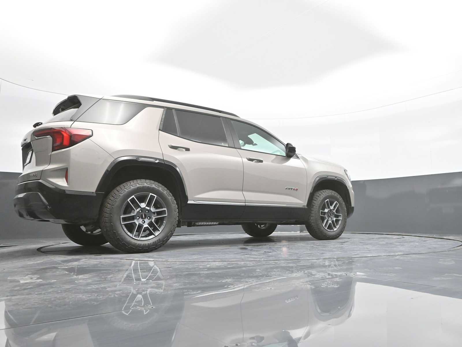 New 2026 GMC Terrain AT4 w/ Technology Package II AWD/4WD image 39
