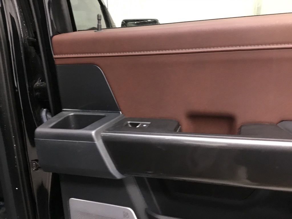 Used 2021 Ford F150 Lariat w/ Equipment Group 502A High image 19