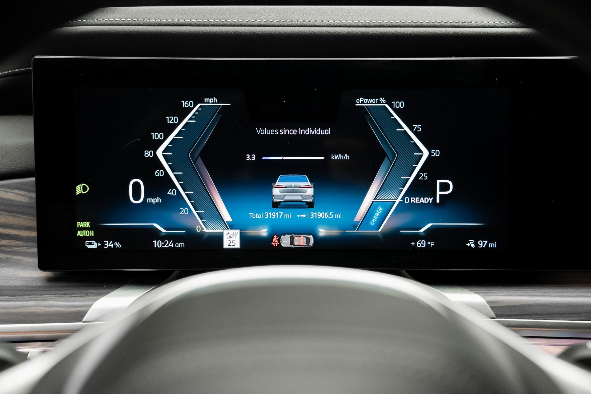 Used 2023 BMW i7 xDrive60 image 45