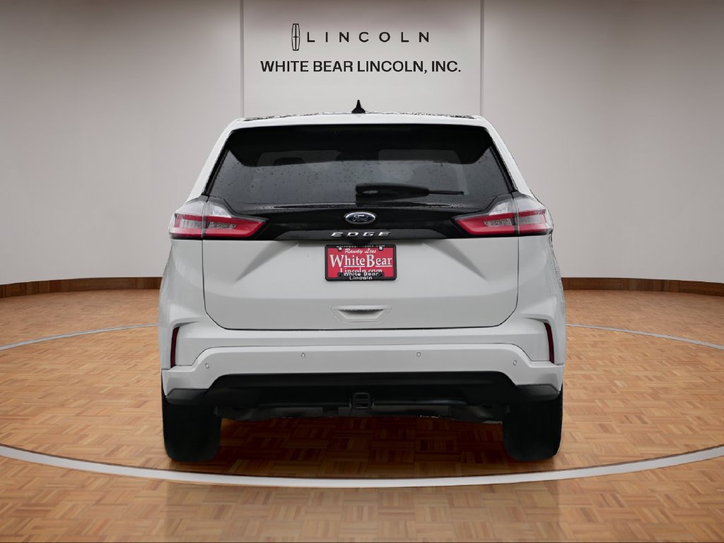 Used 2024 Ford Edge ST-Line w/ Class II Trailer Tow Package AWD/4WD image 6