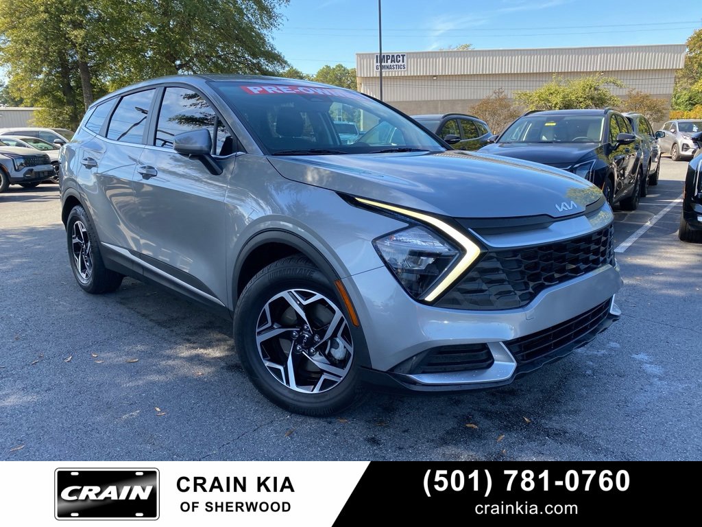 Used 2023 Kia Sportage LX image 1