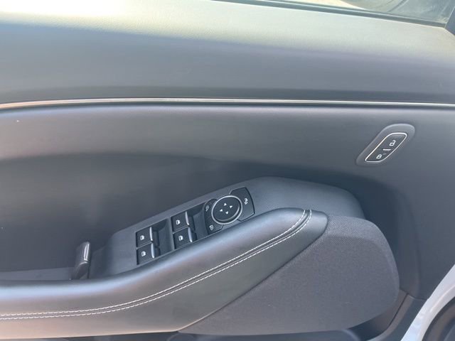 Used 2023 Ford Mustang Mach-E Select image 18
