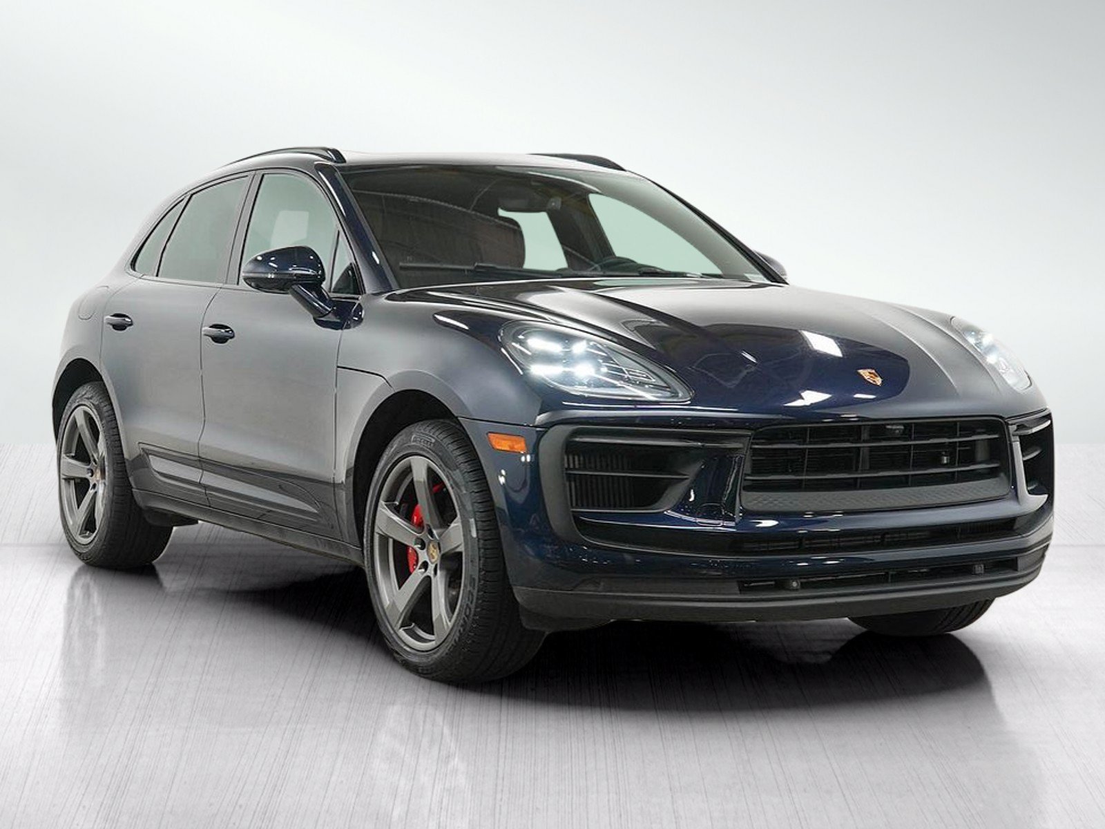 Used 2023 Porsche Macan S AWD/4WD image 7