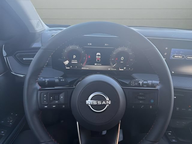 Used 2025 Nissan Kicks SR w/ SR Premium Package AWD/4WD image 15