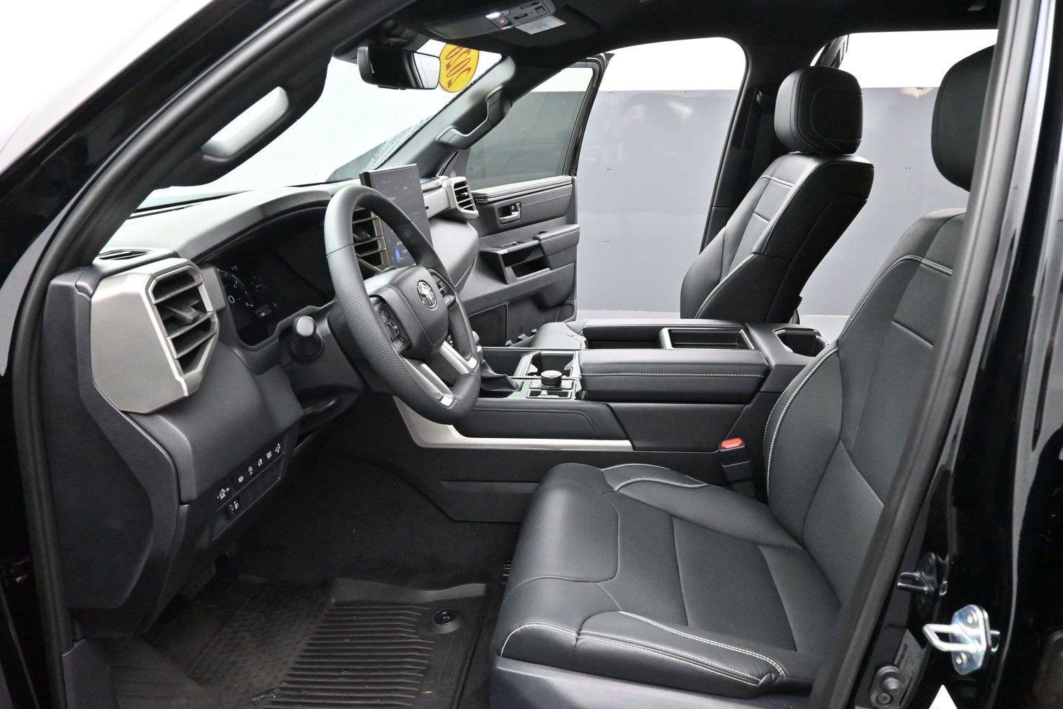 Used 2026 Toyota Tundra Limited AWD/4WD image 11