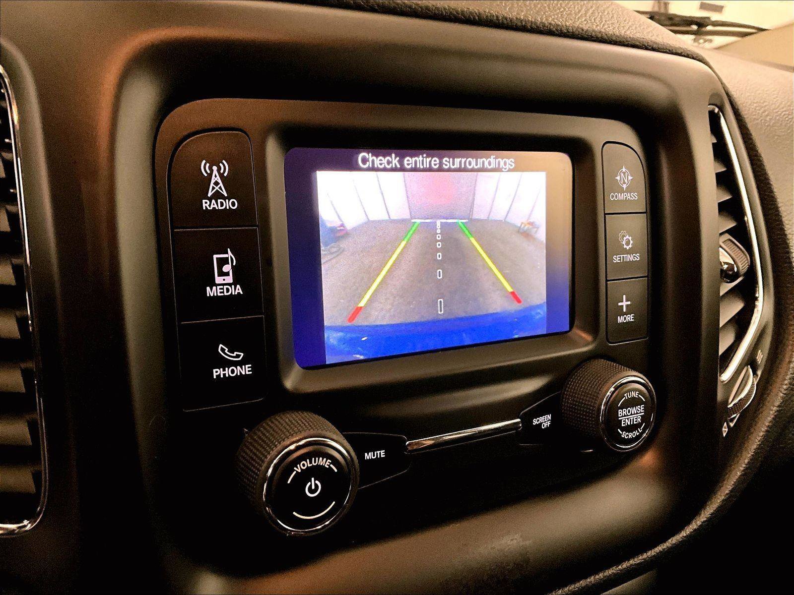 Used 2018 Jeep Compass Latitude image 20