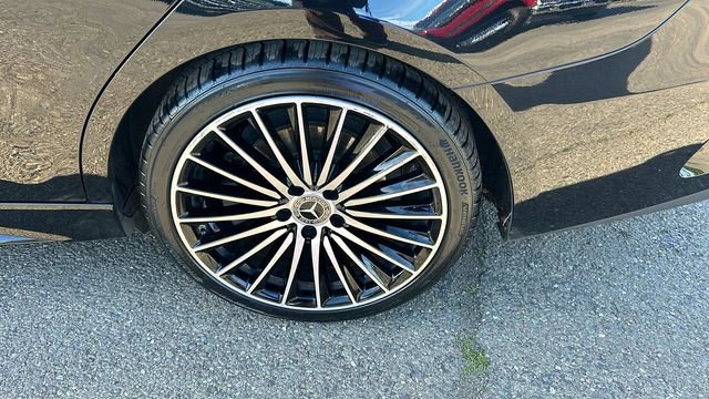 Used 2023 Mercedes-Benz C 300 Sedan image 6