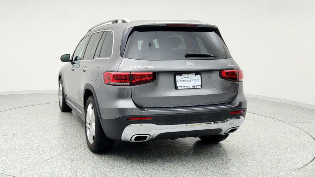 Used 2020 Mercedes-Benz GLB 250 4MATIC w/ Premium Package image 6