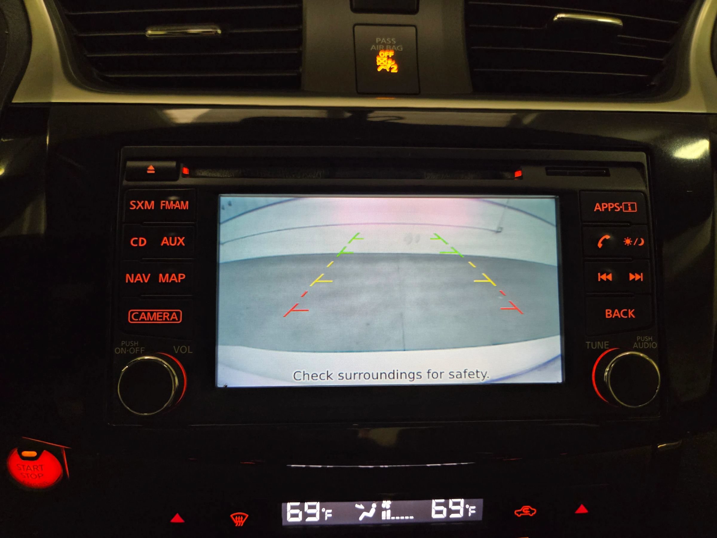 Used 2016 Nissan Sentra SL w/ Technology Package FWD image 29