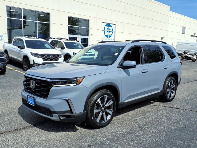 Certified 2024 Honda Pilot Touring