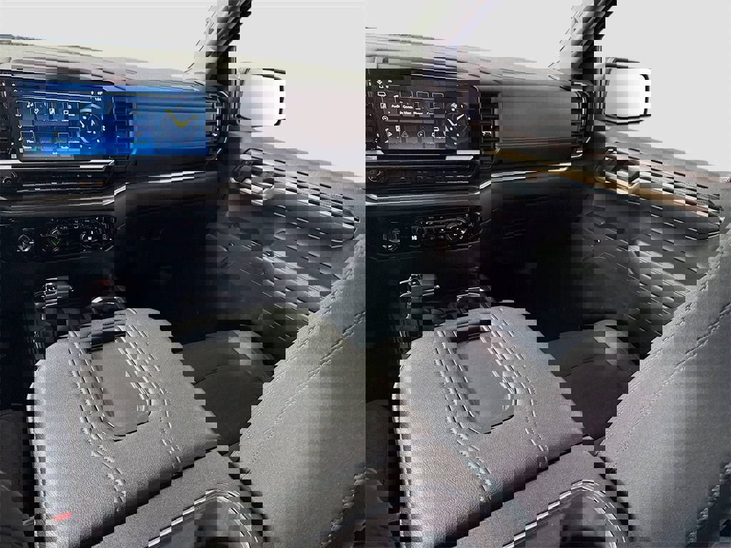 Used 2022 Chevrolet Silverado 1500 RST image 16