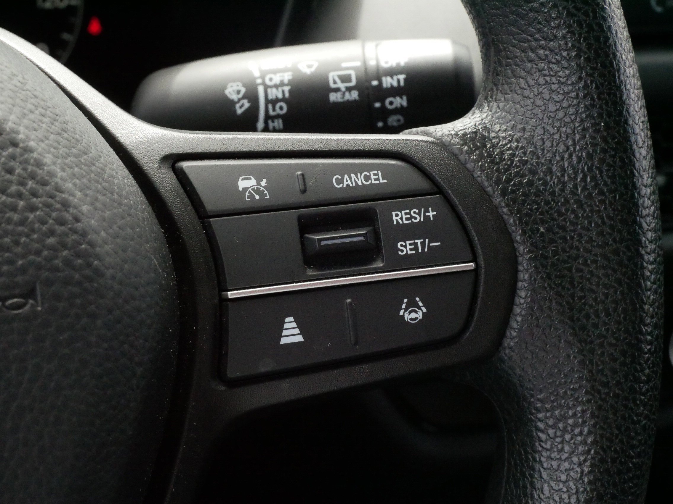 Used 2023 Honda HR-V LX image 26