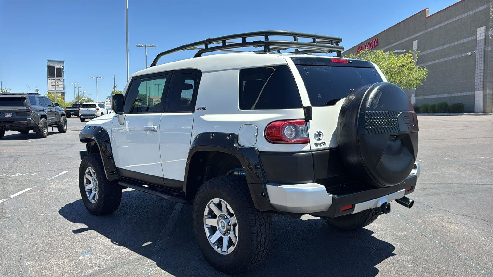Used 2014 Toyota FJ Cruiser 4WD w/ Upgrade Package image 6