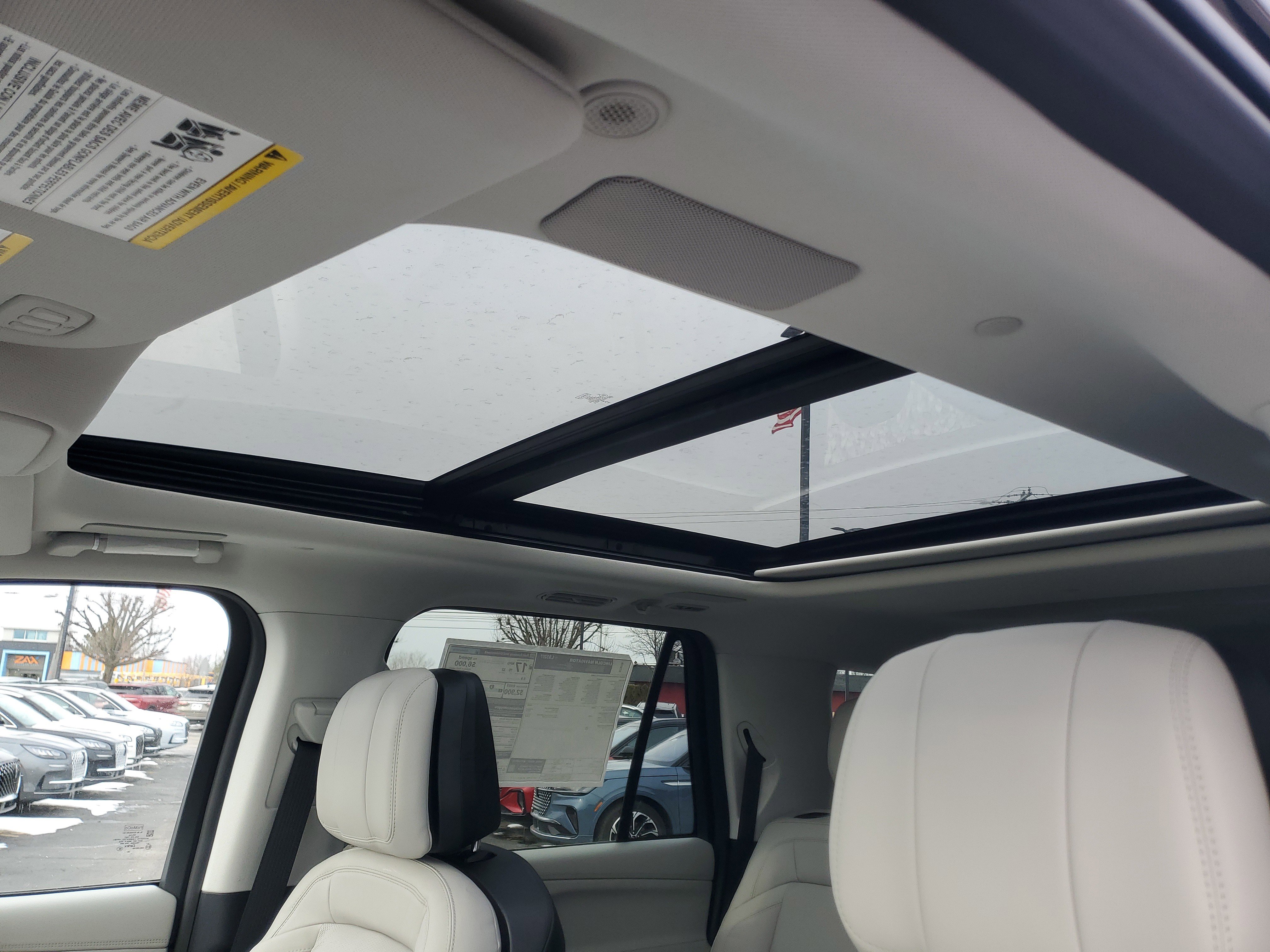 New 2026 Lincoln Navigator L Reserve w/ Jet Appearance Package image 11