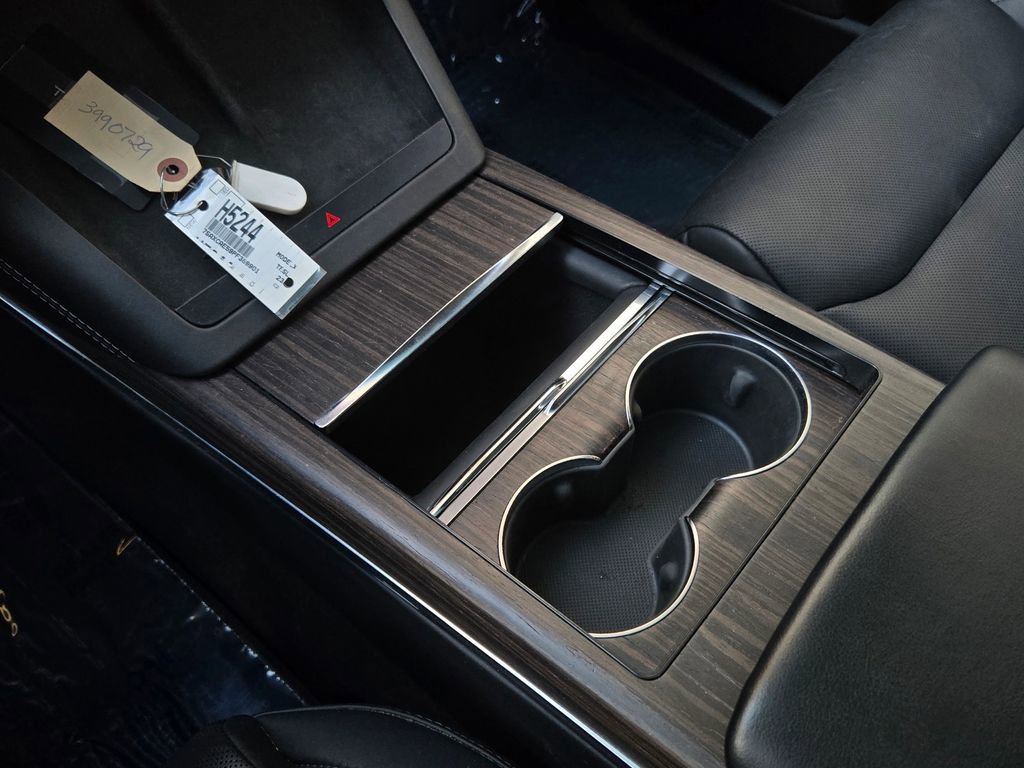 Used 2023 Tesla Model X image 19