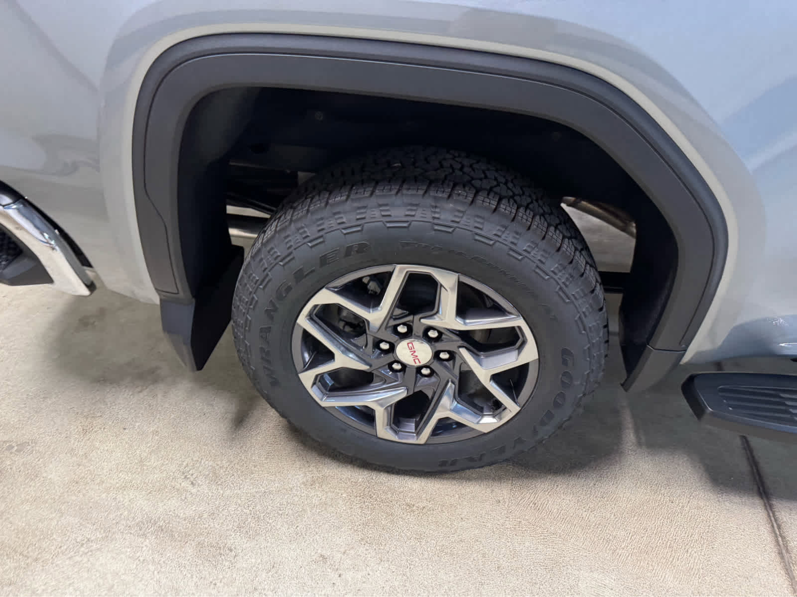 New 2026 GMC Sierra 1500 SLT w/ SLT Premium Plus Package image 8