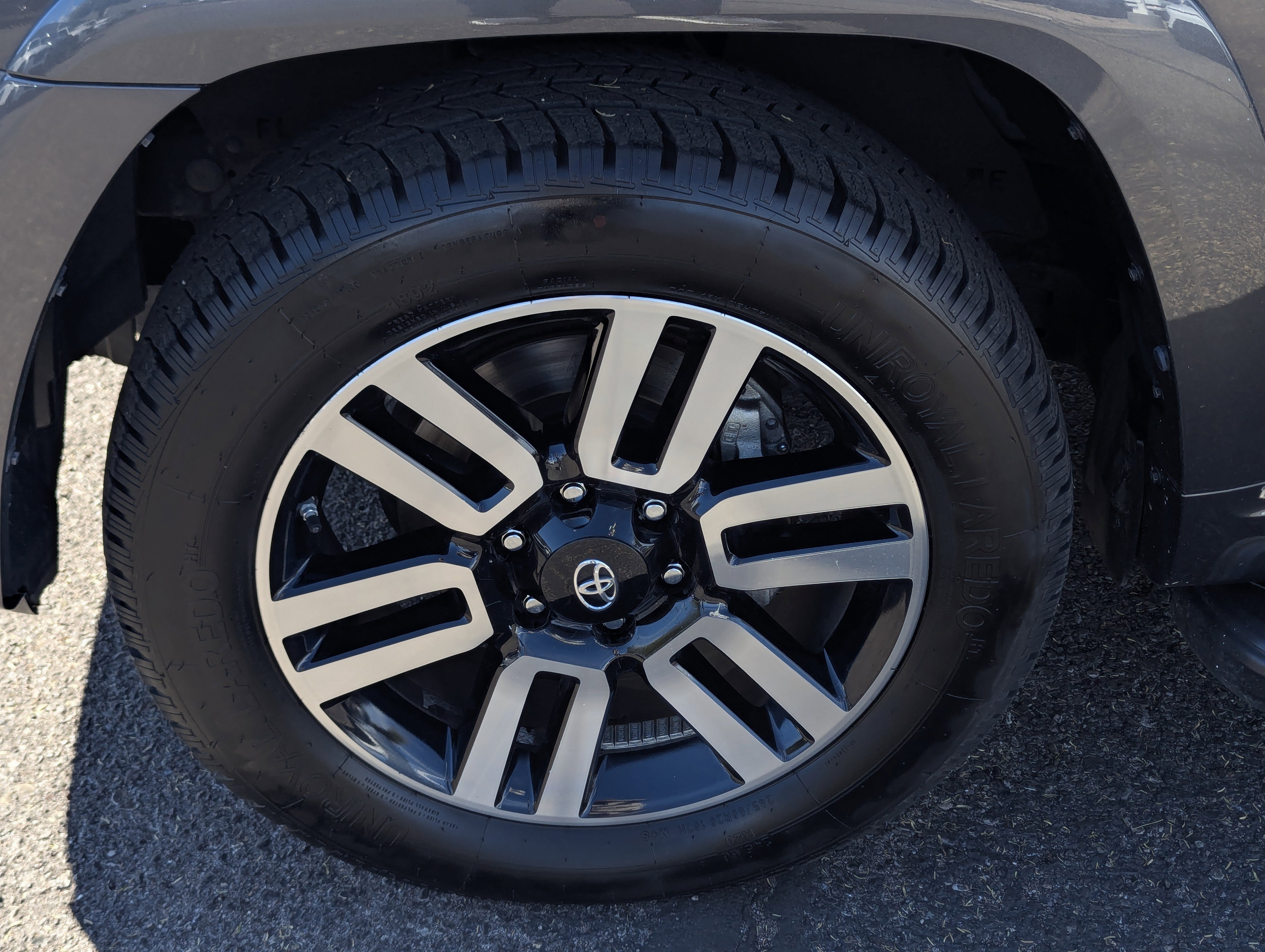 Used 2018 Toyota 4Runner Limited image 7