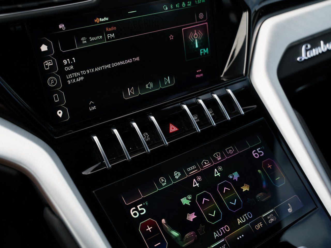 Used 2023 Lamborghini Urus S image 11