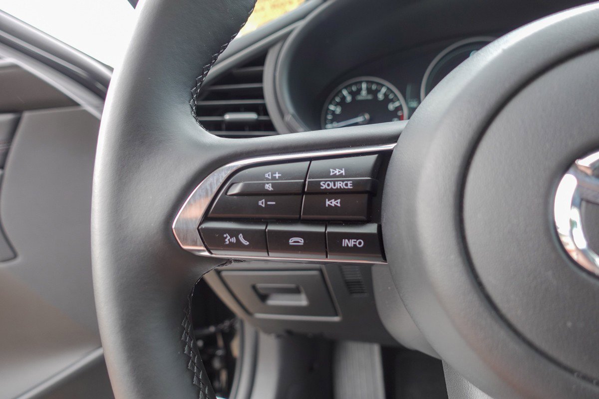 Certified 2025 MAZDA MAZDA3 s image 14