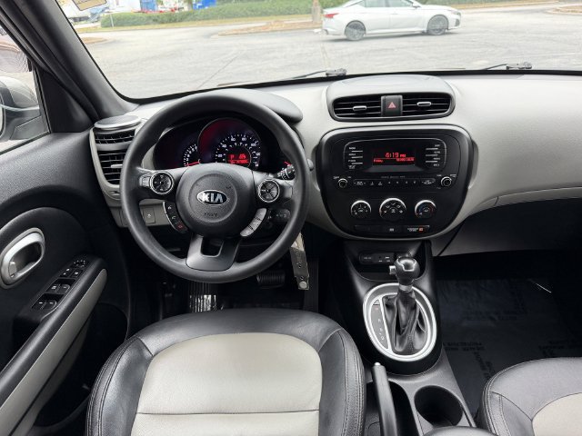Used 2015 Kia Soul FWD image 27