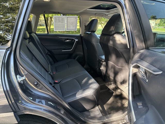 Used 2023 Toyota RAV4 XLE Premium AWD/4WD image 10