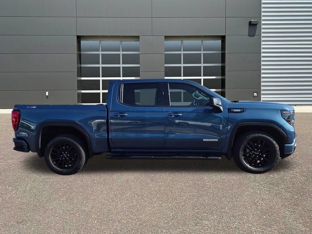 Used 2024 GMC Sierra 1500 Elevation w/ X31 Off-Road Package AWD/4WD image 4