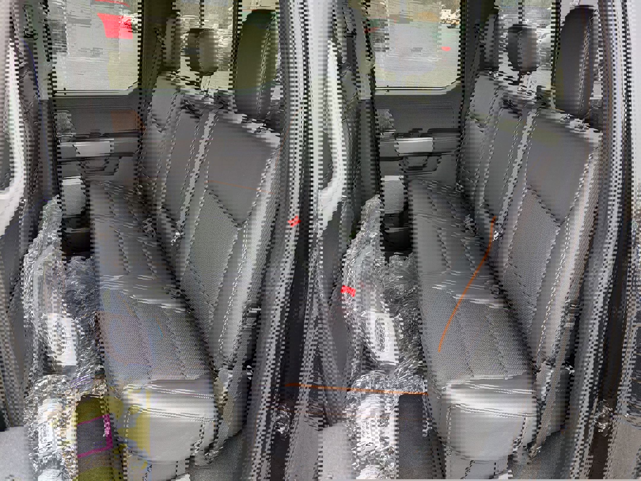 New 2026 Ford F350 Lariat w/ Lariat Ultimate Package image 14