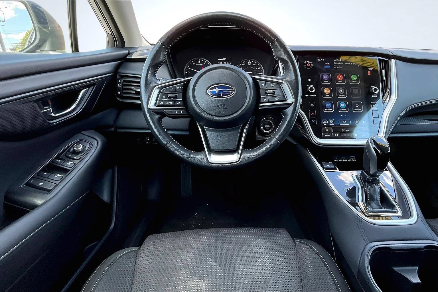 Used 2023 Subaru Outback Premium AWD/4WD image 9