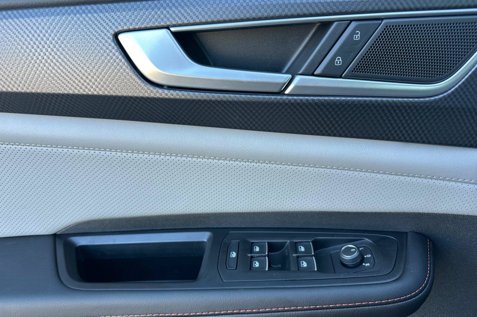 New 2026 Volkswagen Atlas Peak Edition AWD/4WD image 10