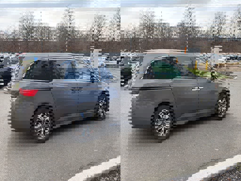 Used 2014 Honda Odyssey Touring image 14