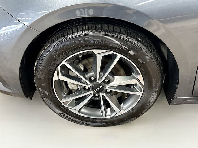 Used 2023 Kia Forte LXS w/ LXS Technology Package image 29