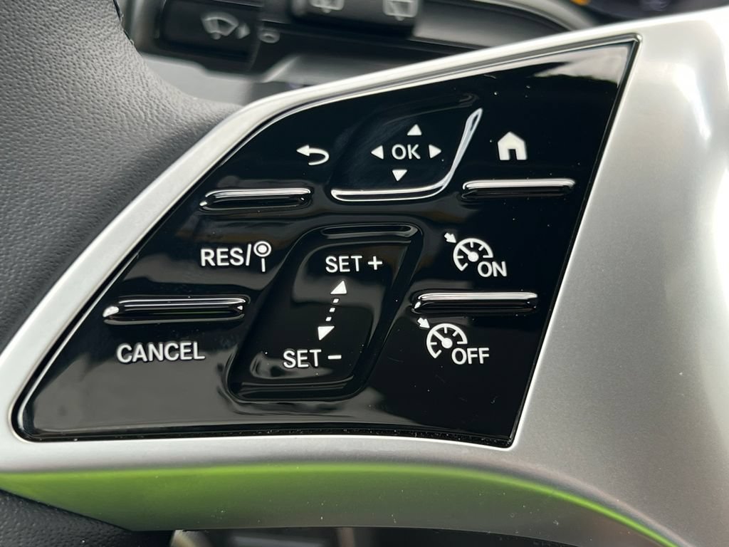 New 2026 Mercedes-Benz GLB 250 4MATIC image 18