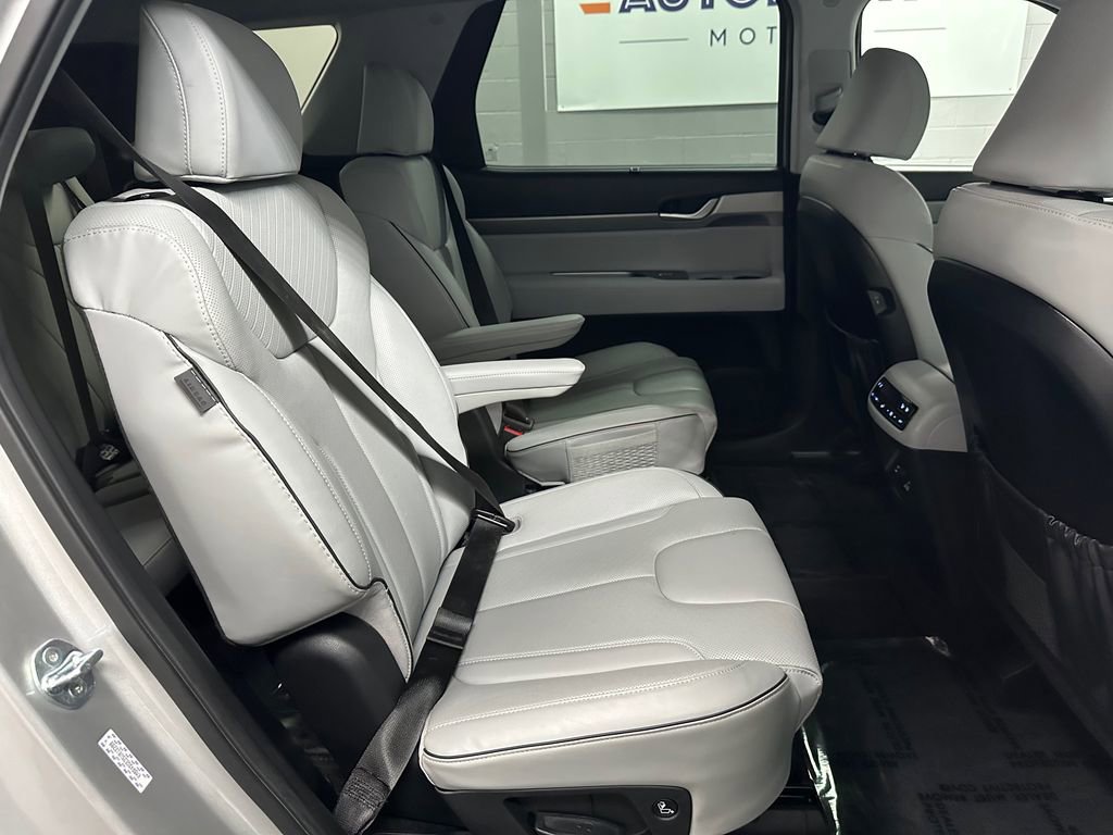 Used 2025 Hyundai Palisade SEL AWD/4WD image 21