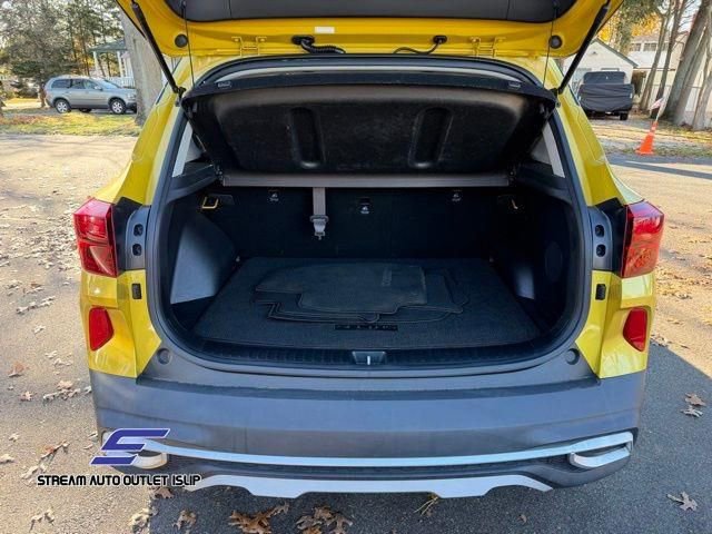 Used 2022 Kia Seltos SX image 26