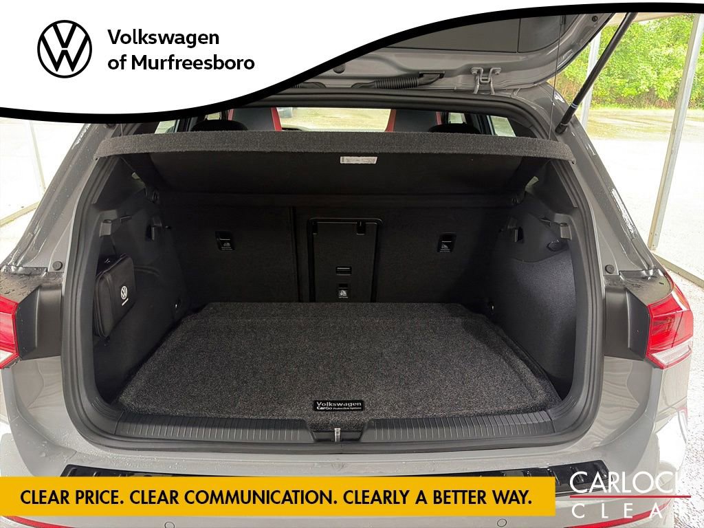 Used 2024 Volkswagen GTI SE FWD image 16
