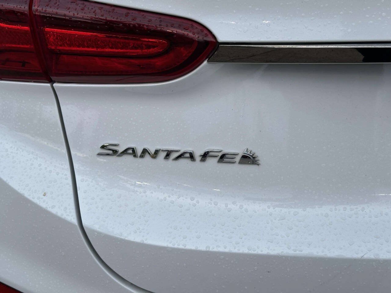 Used 2020 Hyundai Santa Fe Limited w/ Cargo Package AWD/4WD image 16