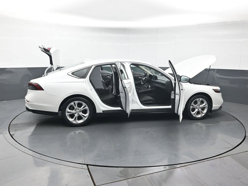 Used 2023 Honda Accord LX image 48