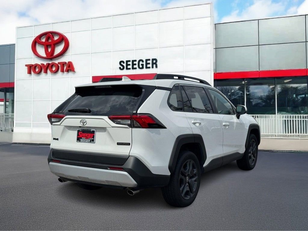 Used 2024 Toyota RAV4 Adventure AWD/4WD image 3