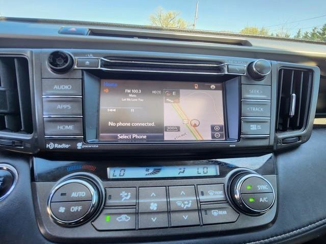 Used 2015 Toyota RAV4 Limited image 13